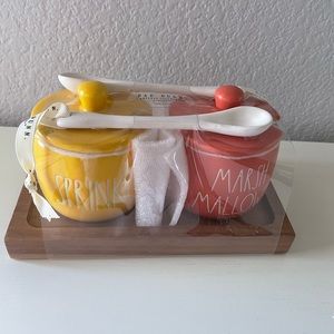 Rae Dunn sprinkle and marshmallow set